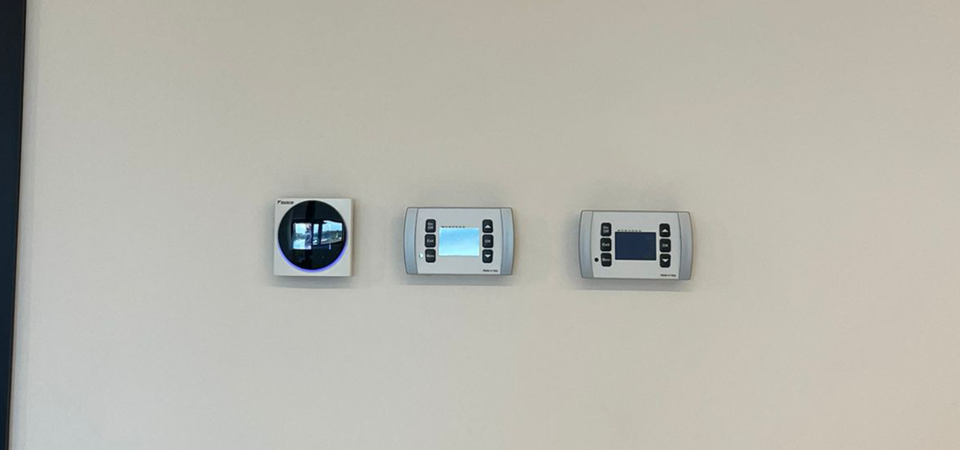 DISPLAY A MURO1